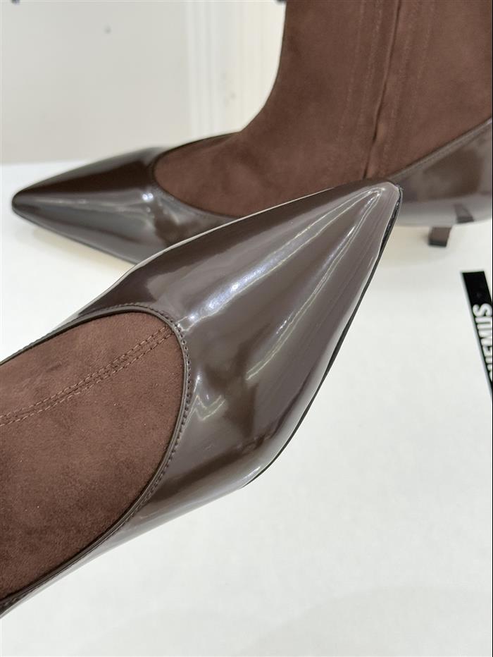 20251128174620748 370